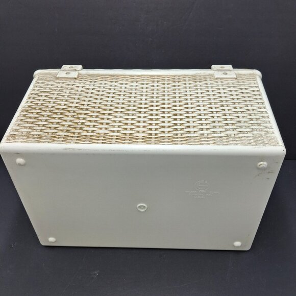 Wilson WIL-HOLD Plastic Wicker Basket Weave Sewing Box & Accessories Made in USA - Picture 6 of 16